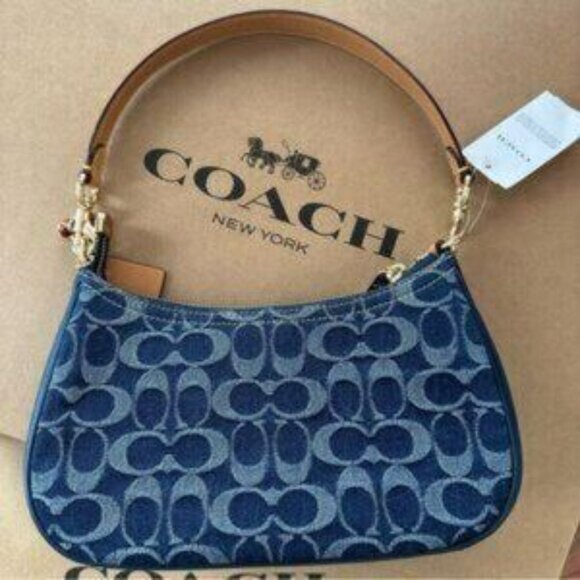 New Coach Teri Shoulder Bag In Signature Denim - Picture 3 of 5